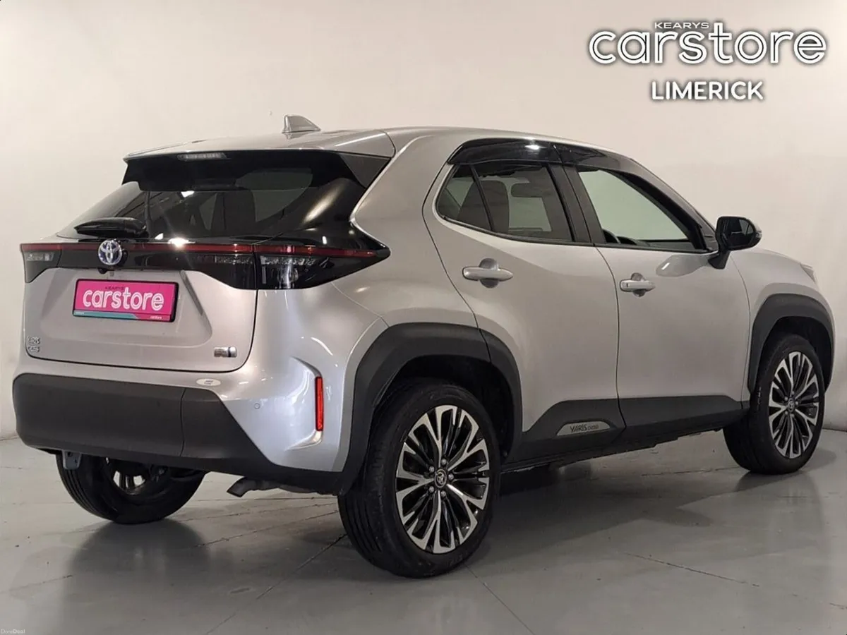 Toyota Yaris Cross Hybrid - Image 3