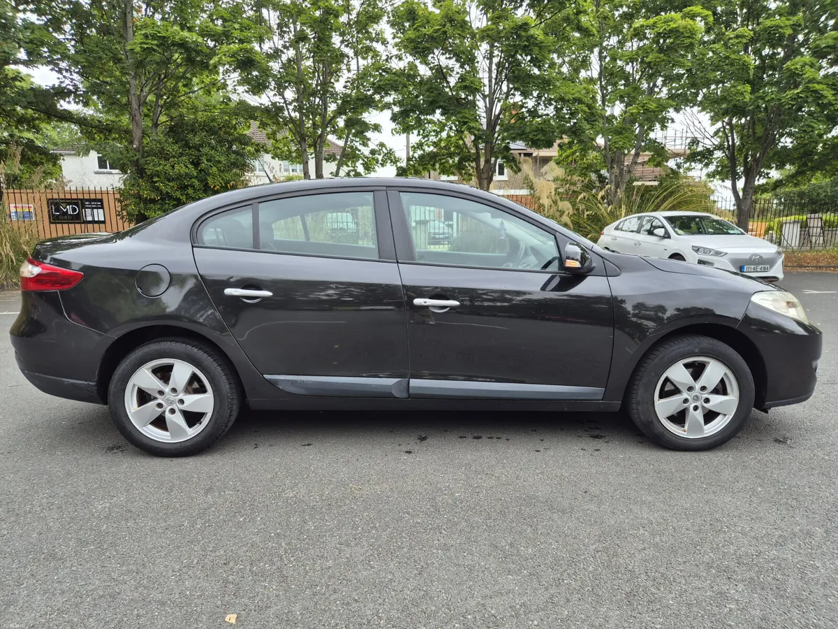 Mint Renault Fluence 2010 - Image 4