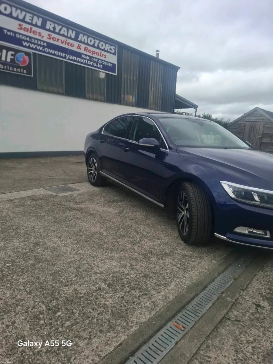 VOLKSWAGEN PASSAT HILINE DIESEL @ OWEN RYAN MOTORS - Image 3