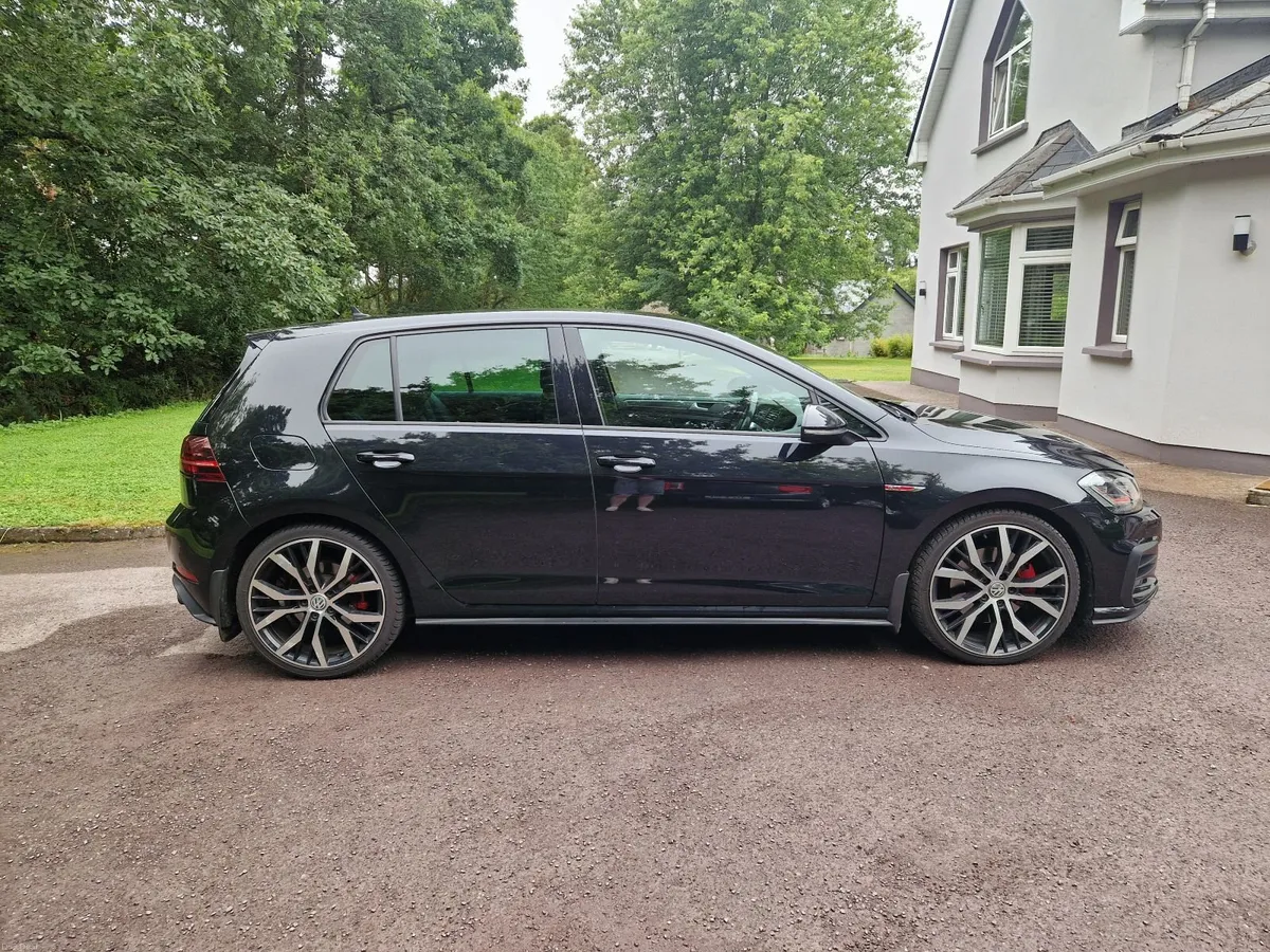 Volkswagen Golf GTI 2.0 DSG - Image 2