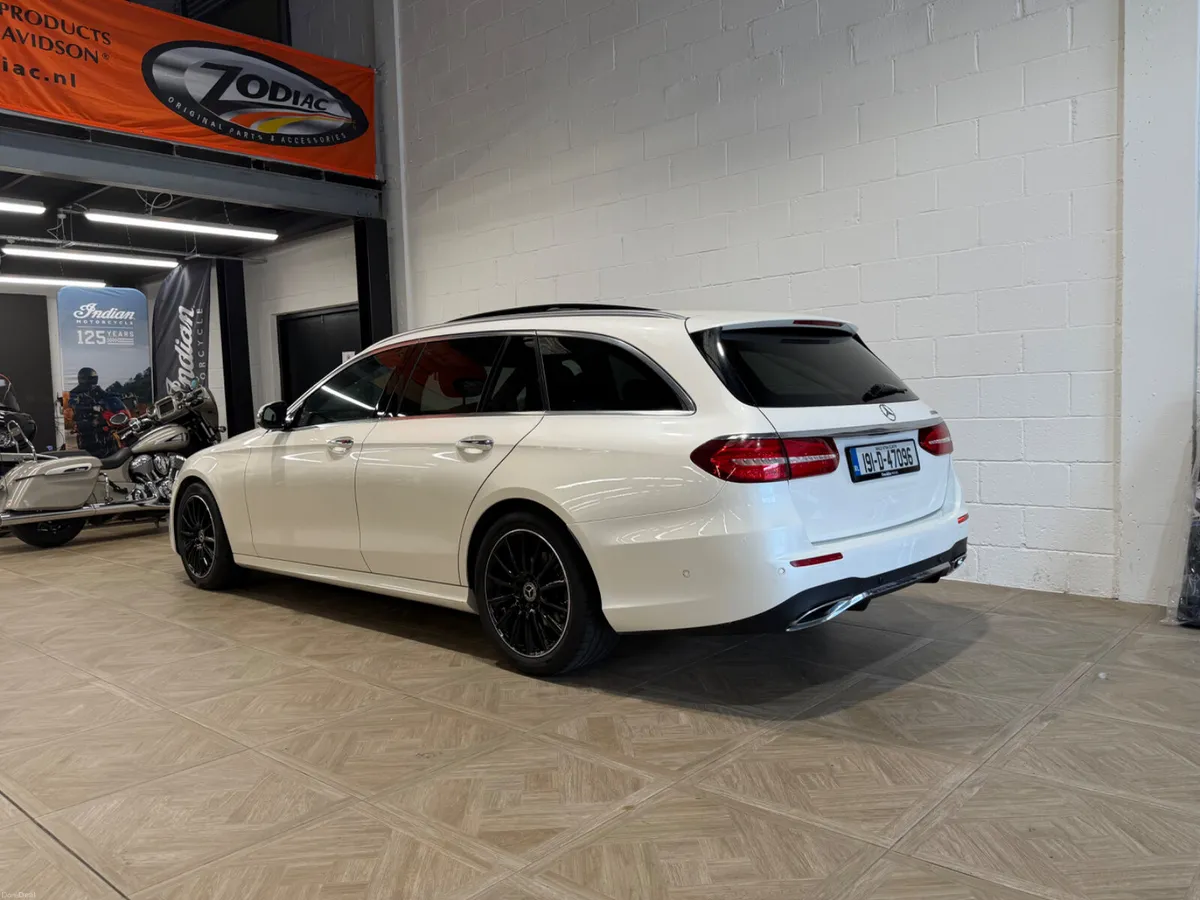 Mercedes-Benz E-Class E220D AMG Line Estate 2019 - Image 6