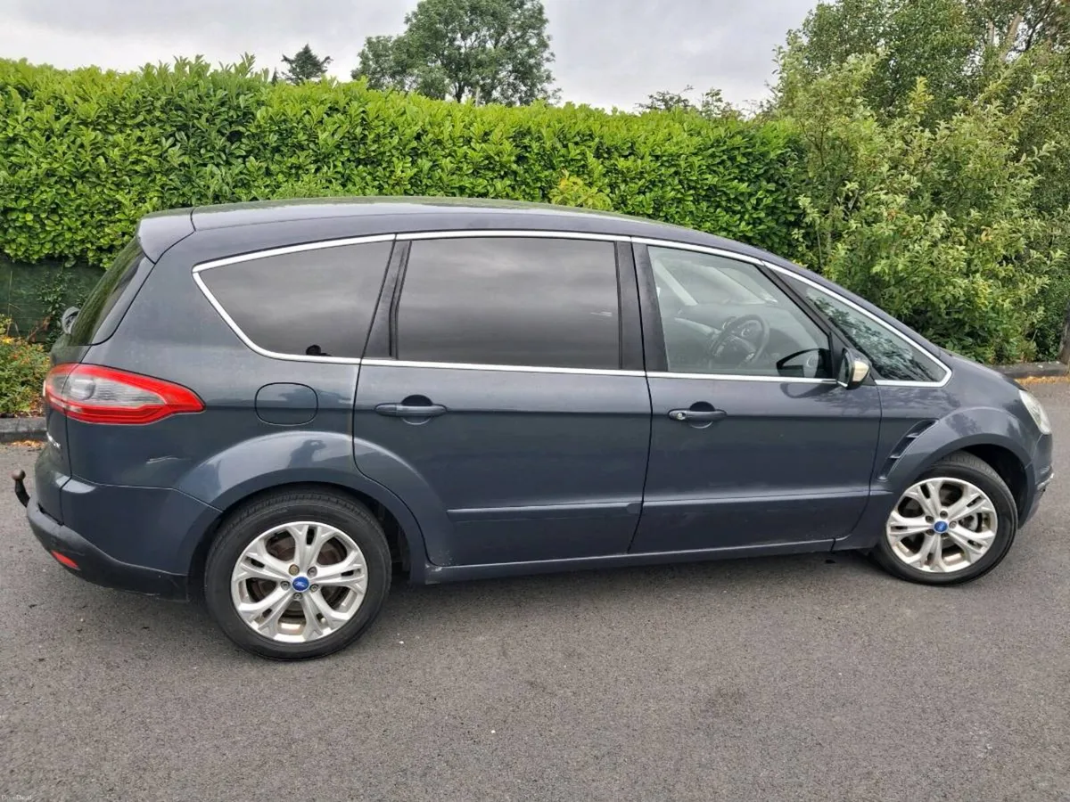 Ford S-Max 2.0 Titanium 2011 - Image 3
