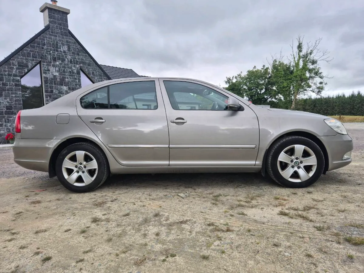 Skoda Octavia 2013 1.6 Diesel - Image 3