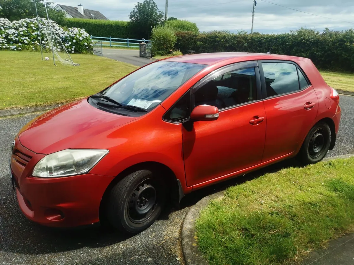 Toyota Auris 2011 (NCT 06/27) - Image 2