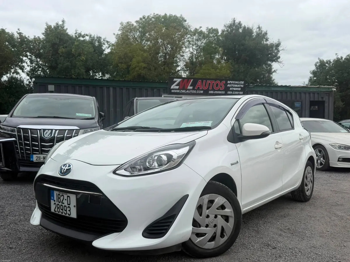 182 Toyota Aqua  Hybrid - Image 3