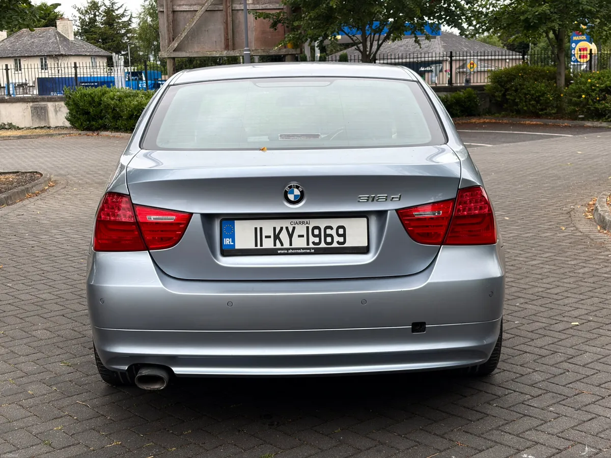 BMW 318D 2011 Automatic new nct 10/27 tax 3/27 - Image 6