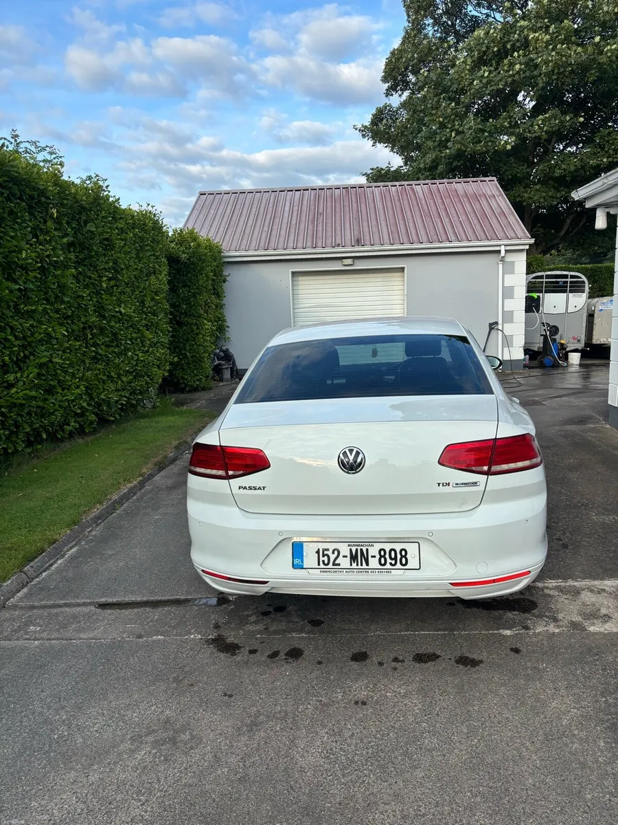 152 Volkswagen Passat - Image 4
