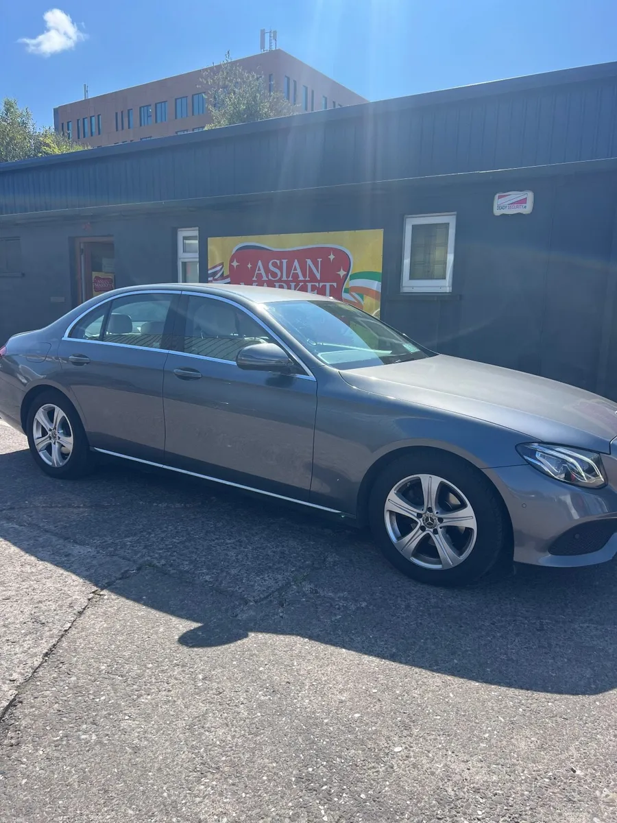Mercedes-Benz E-Class 2018 - Image 3
