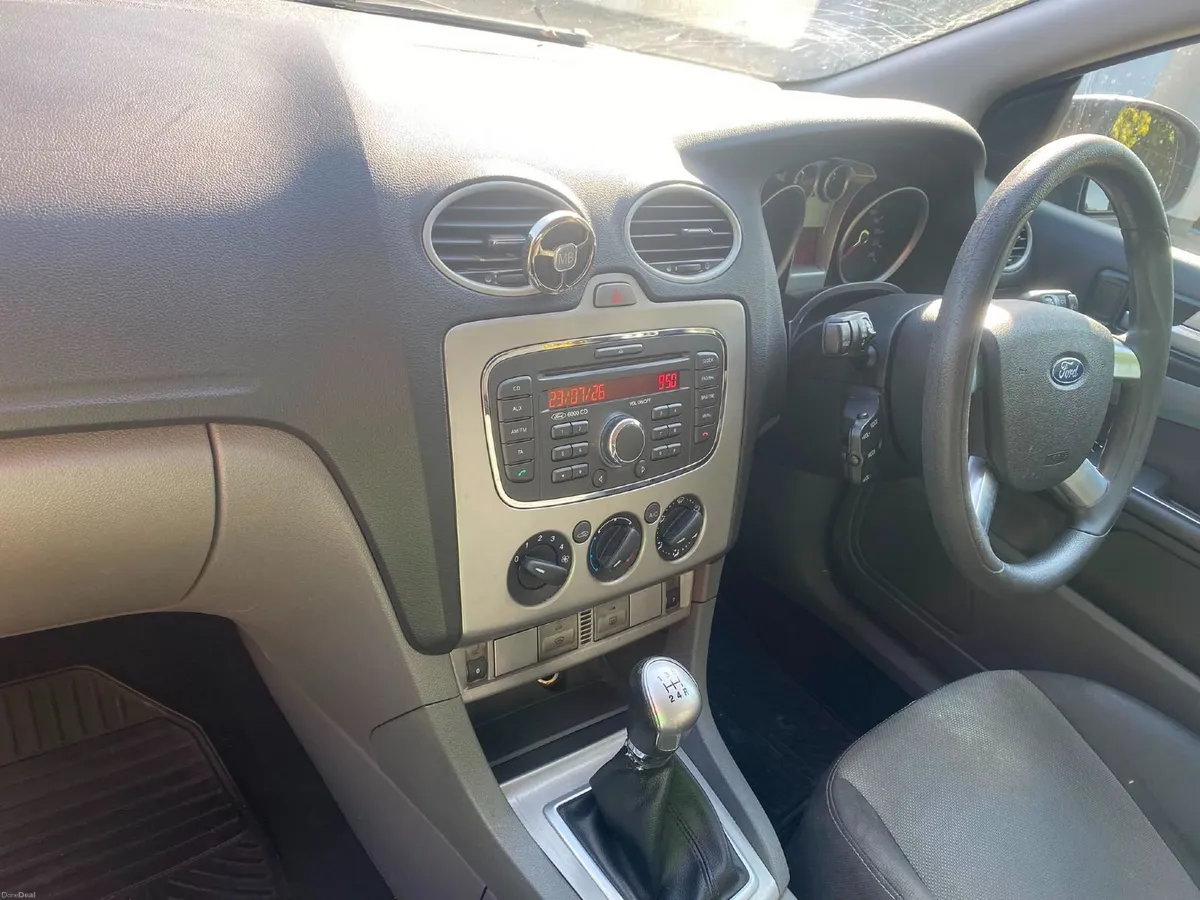 Ford Focus 2010 1.6 Disiel - Image 2