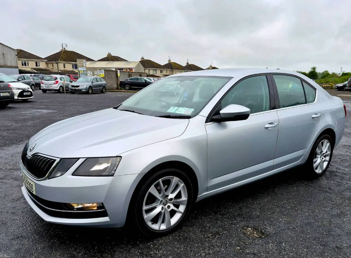 2018 Skoda Octavia Diesel low mileage - Image 2