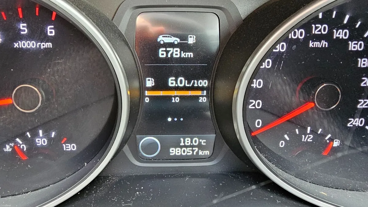 Kia Sportage 2015 -  98,016 km  Full NCT & Tax - Image 1