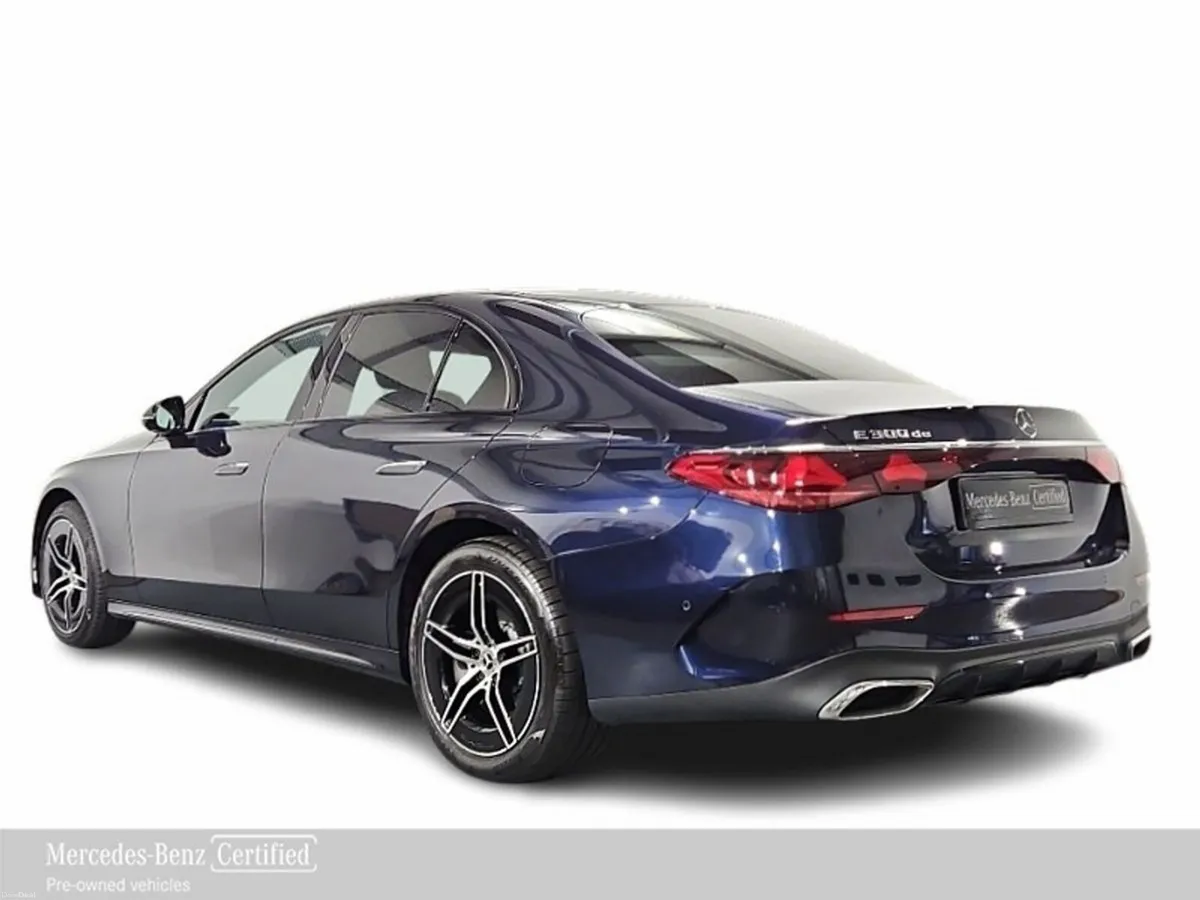 Mercedes-Benz E-Class E300de AMG Line Plus with Ni - Image 4