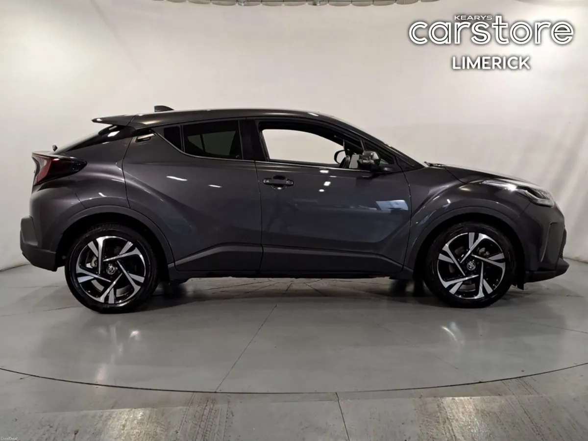 Toyota C-HR 1.8 HYBRID SPORT - Image 2