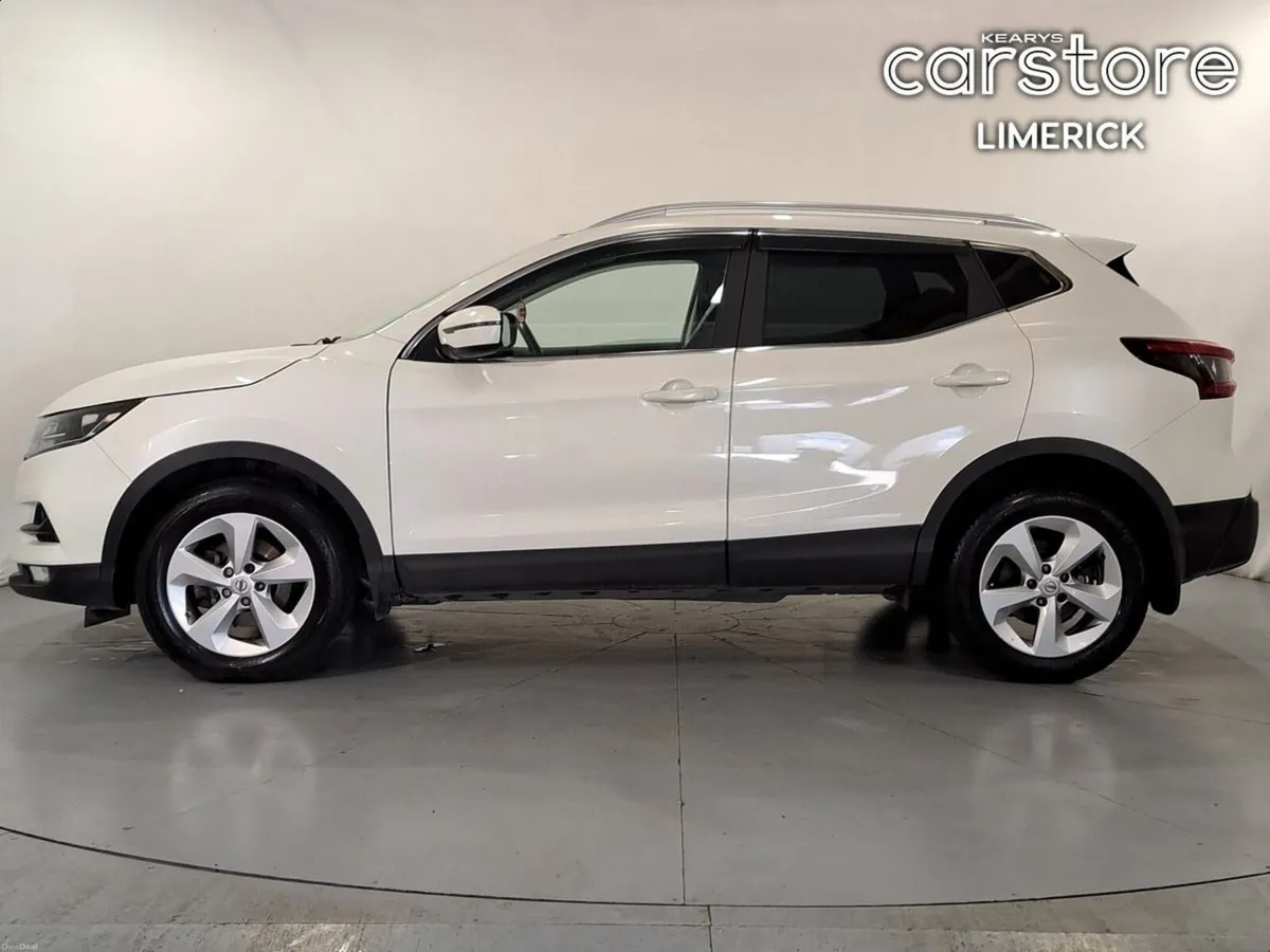Nissan Qashqai 1.3 PET SV DCT - Image 6