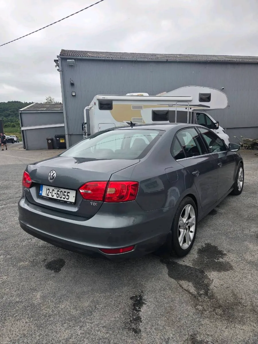 12 VW JETA 1.6 D AUTOMATIC - Image 5