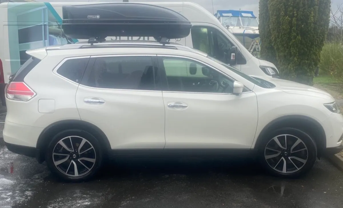 Nissan xtrail tekna 7 seater - Image 4