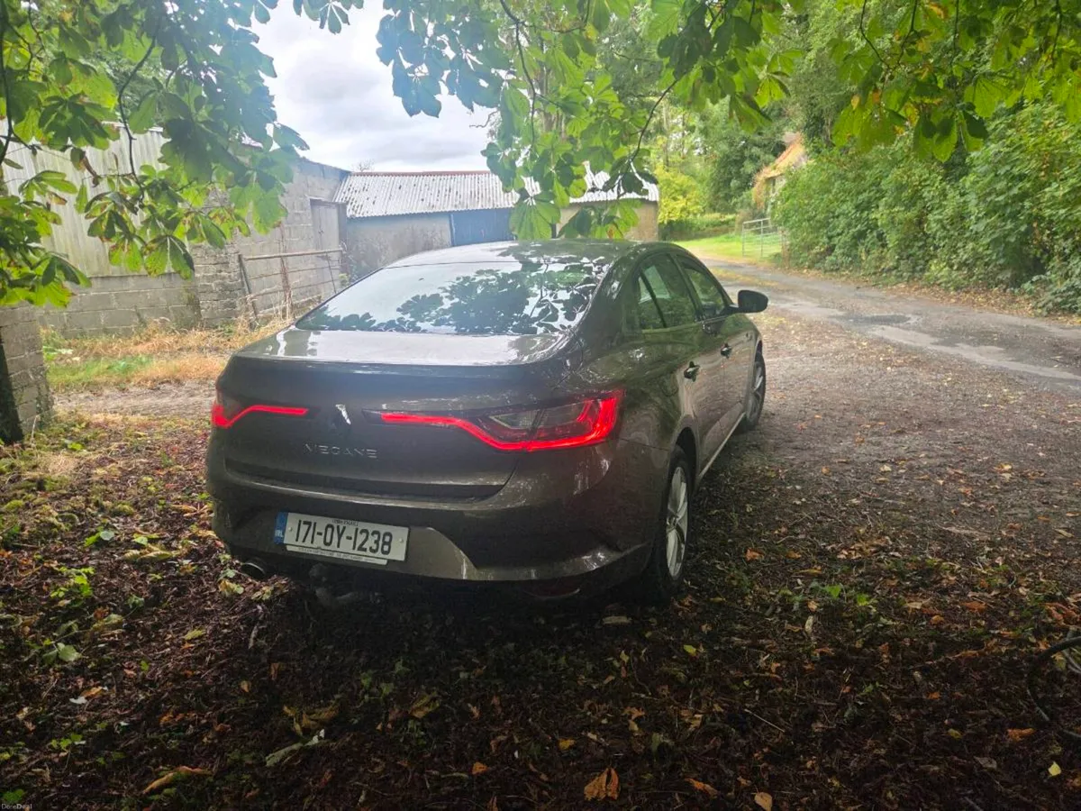 2017 renault magane - Image 4