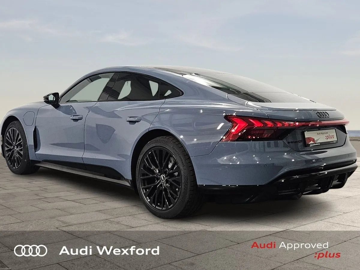 Audi e-tron GT Audi e-tron GT 370,00 kW **DEMO RRP - Image 5