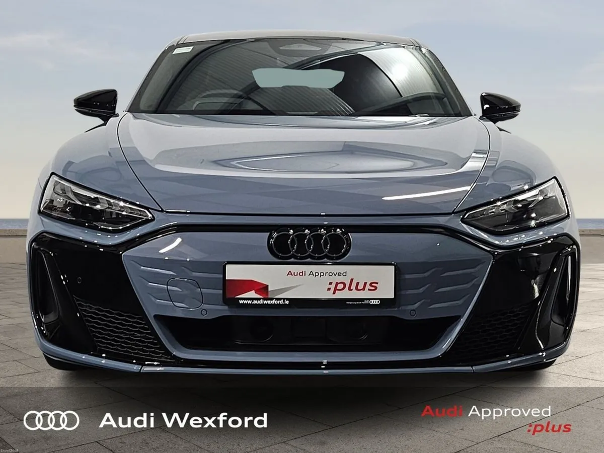 Audi e-tron GT Audi e-tron GT 370,00 kW **DEMO RRP - Image 2