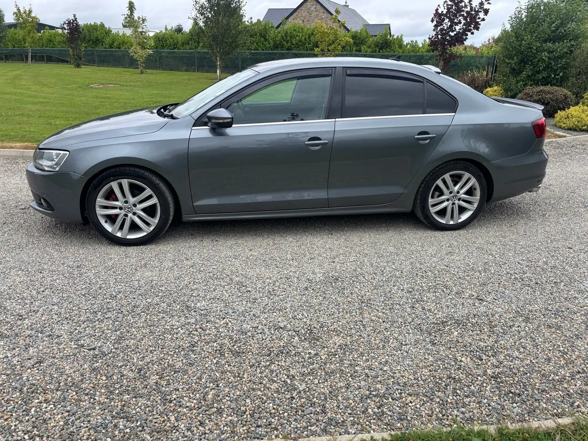 2017 VOLKSWAGEN JETTA 2LT HIGHLINE - Image 6