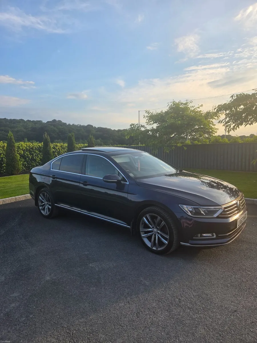 Volkswagen Passat 2017 - Image 1