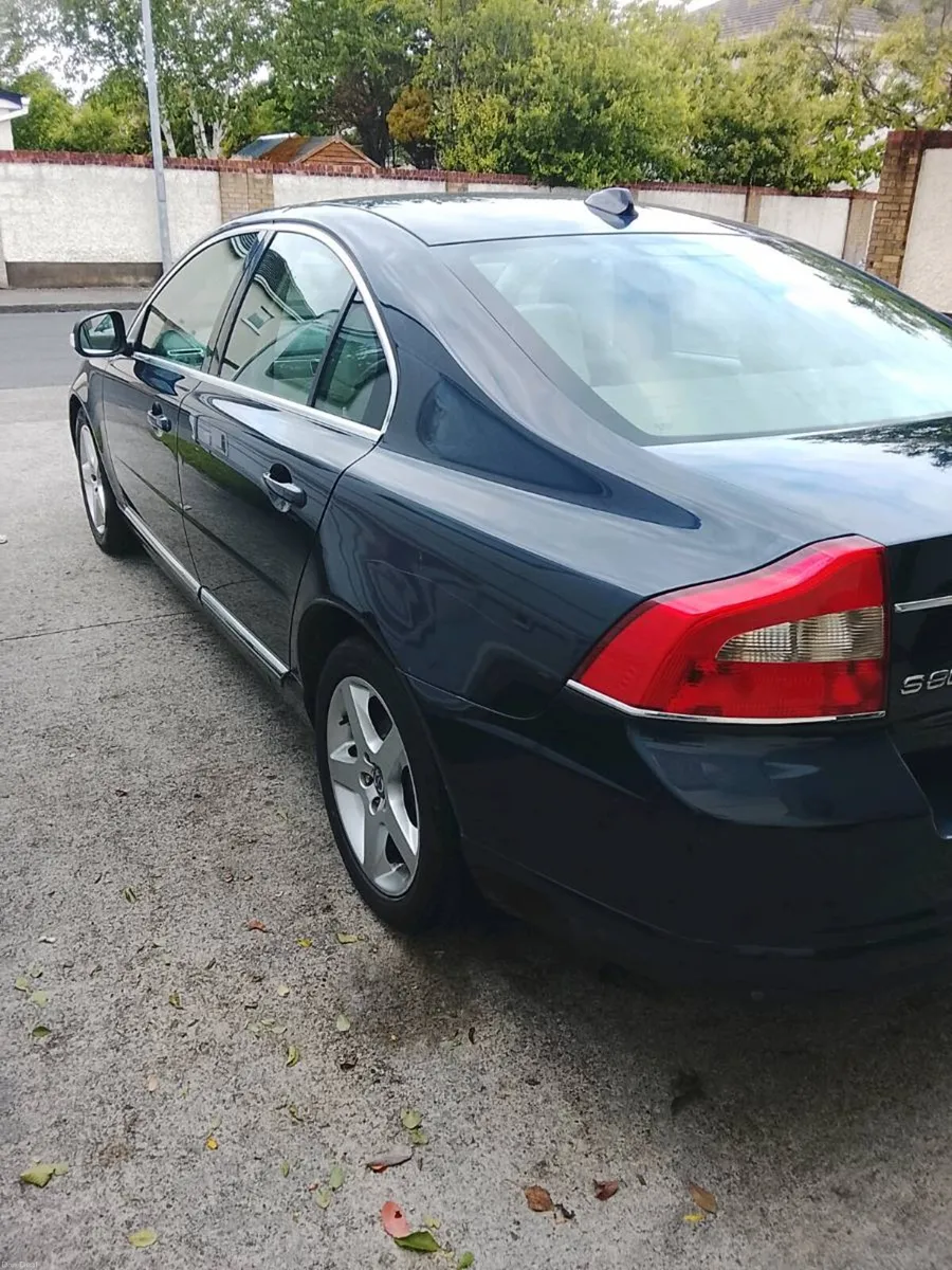 Car - Image 2