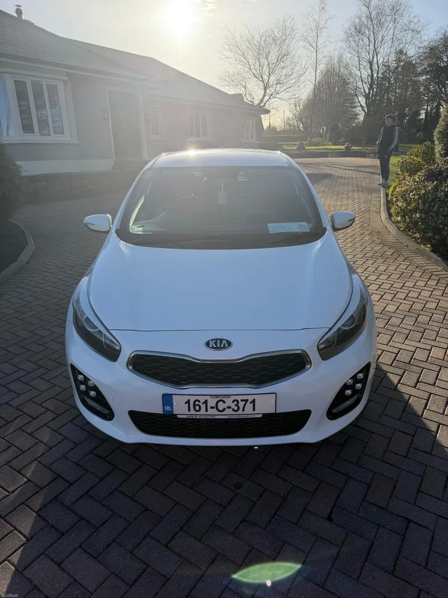 Kia ProCeed 2016 - Image 4