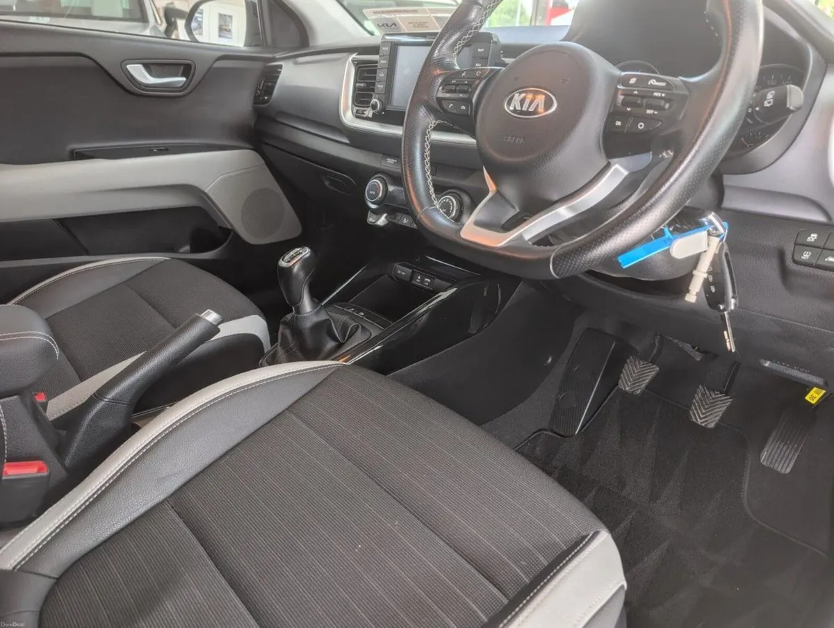 Kia Stonic 1.6 K3 5dr - Image 5
