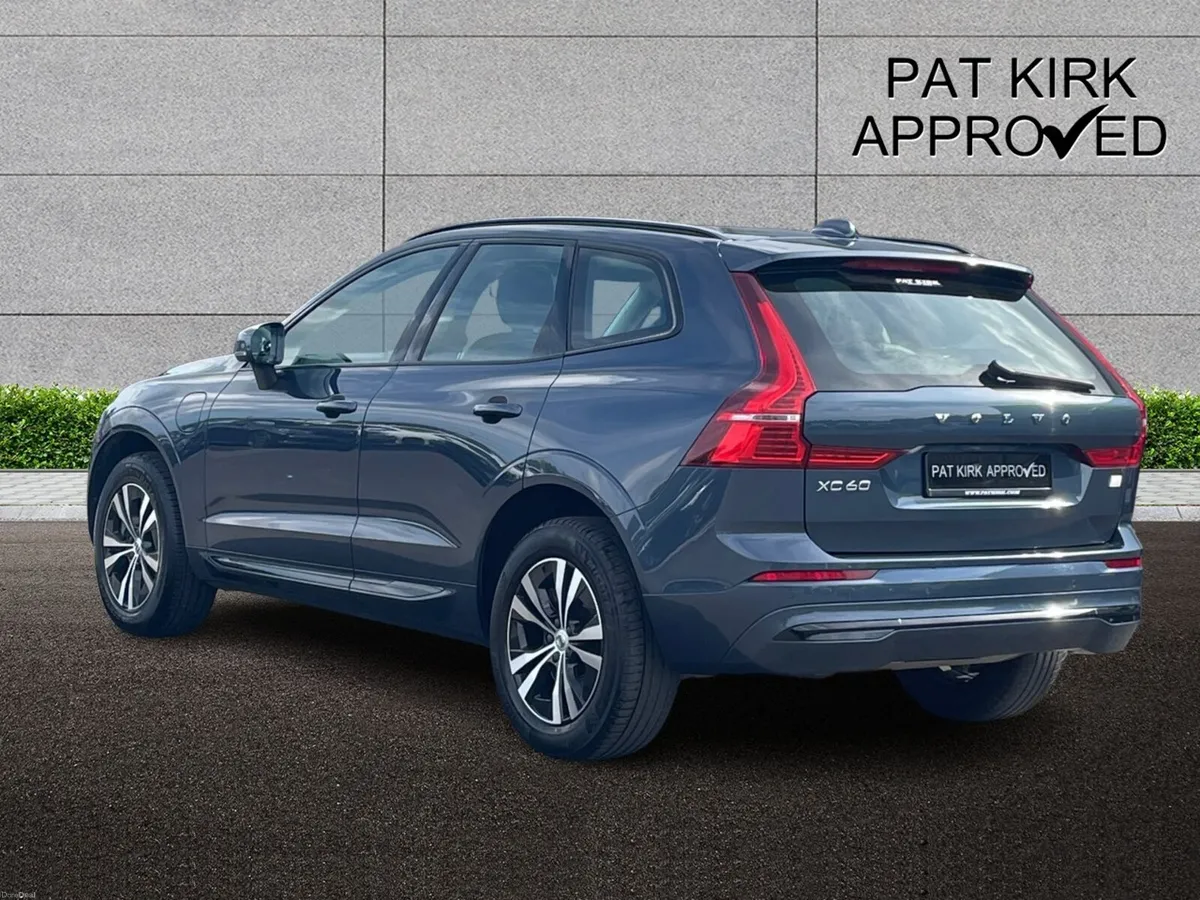 Volvo XC60 Xc60 Estate Core - Image 2