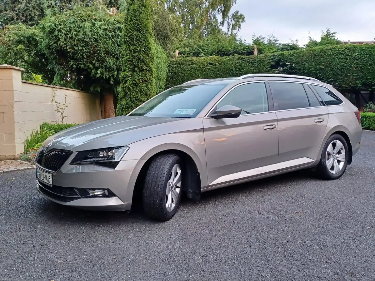 Skoda Superb 2016 - Image 1