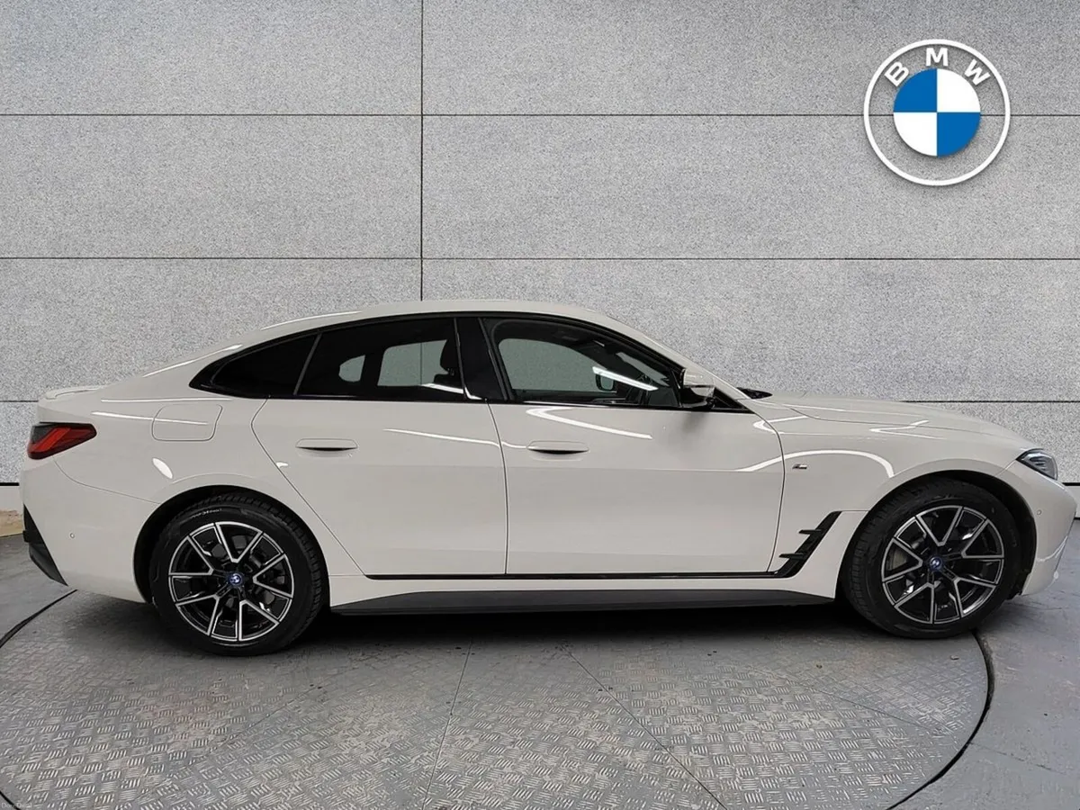 BMW i4 eDrive40 M Sport - Image 3