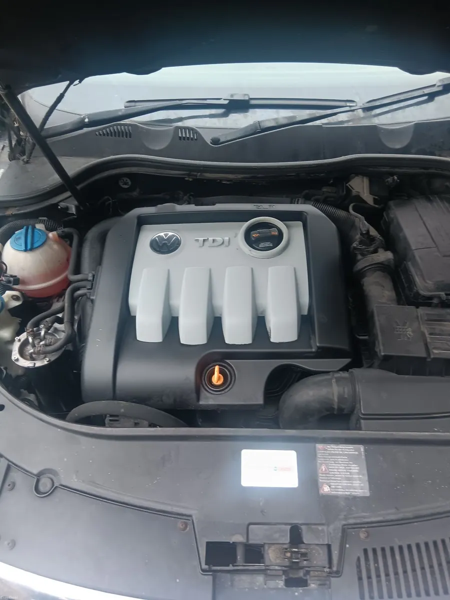 Volkswagen Passat 2007 - Image 3
