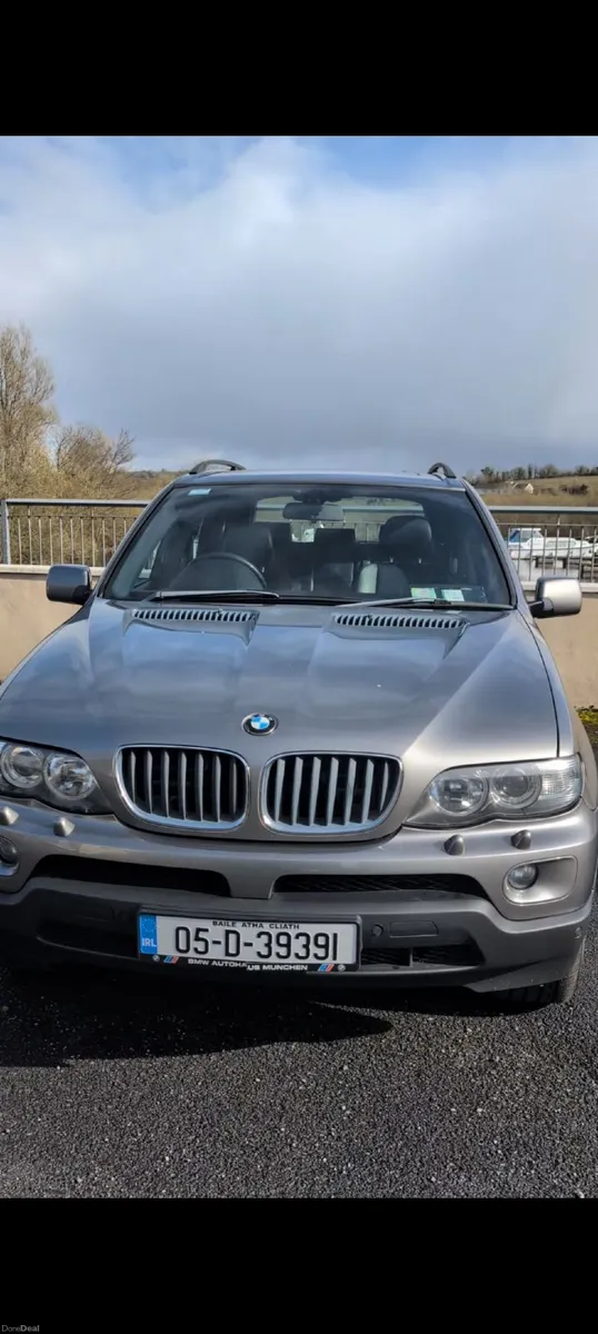 BMW X5 2005 - Image 1