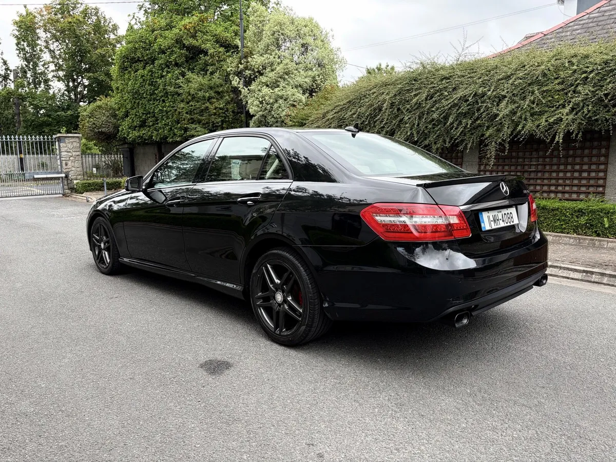Mercedes-Benz E250 - Image 3