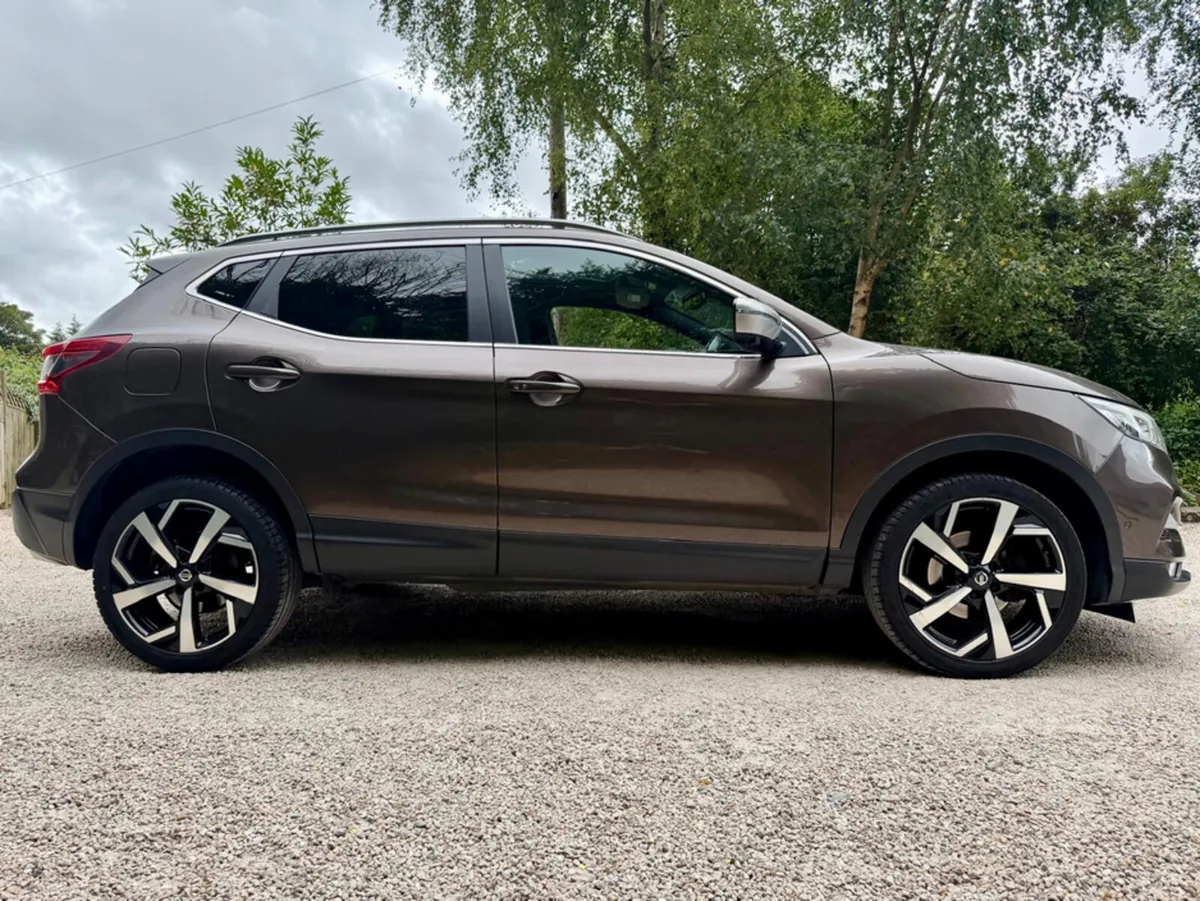 Nissan Qashqai TEKNA+ DIG-T 160PS *Leather…Panoram - Image 4