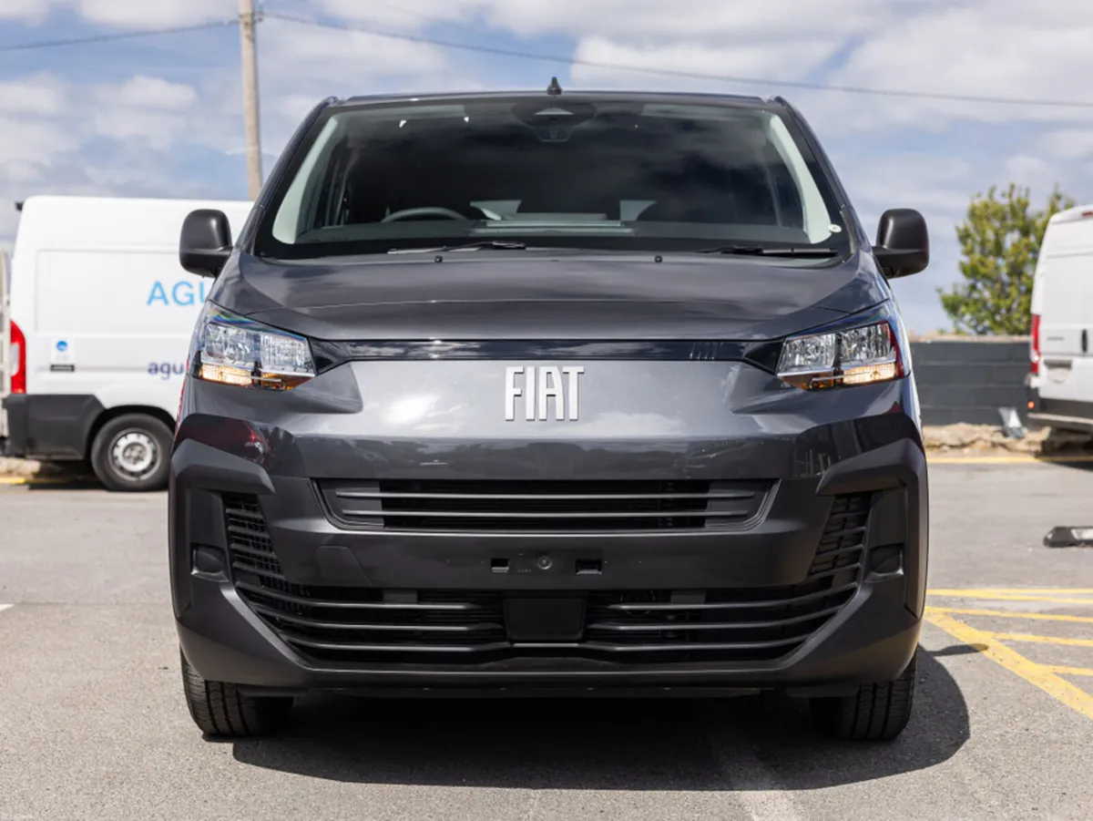 Fiat Scudo Tecnico 9 Seater - Image 2
