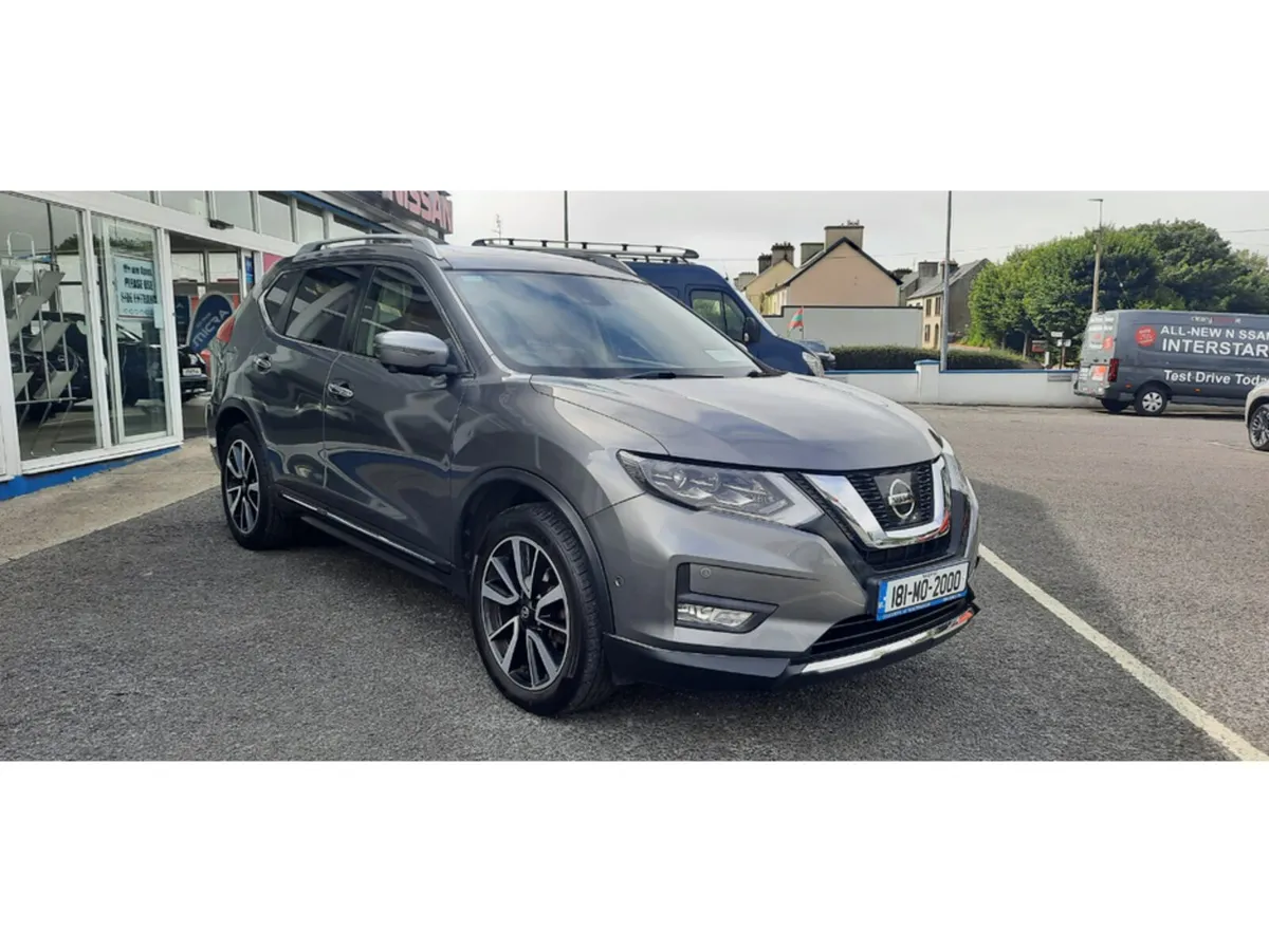 Nissan X-Trail 1.6 SVE 5 SEAT TAN LS 18 4DR - Image 3