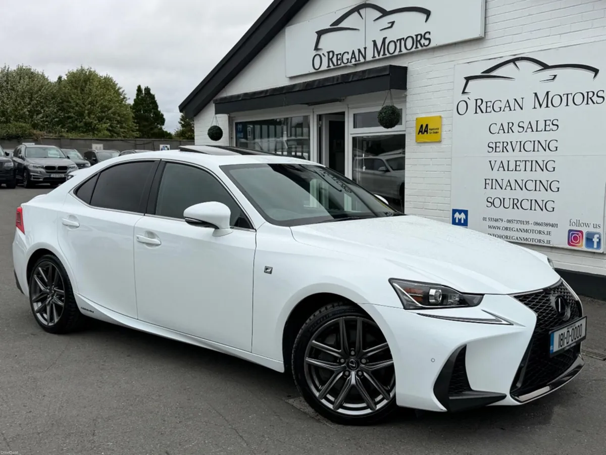 Lexus IS F-SPORT HYBRID AUTO - Image 1