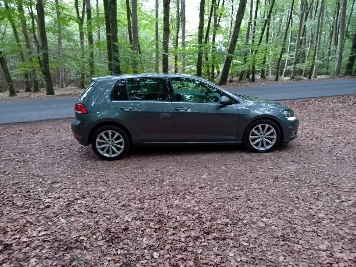 181 VOLKSWAGON GOLF , 1.6 TDI 115 BHP HIGHLINE - Image 5