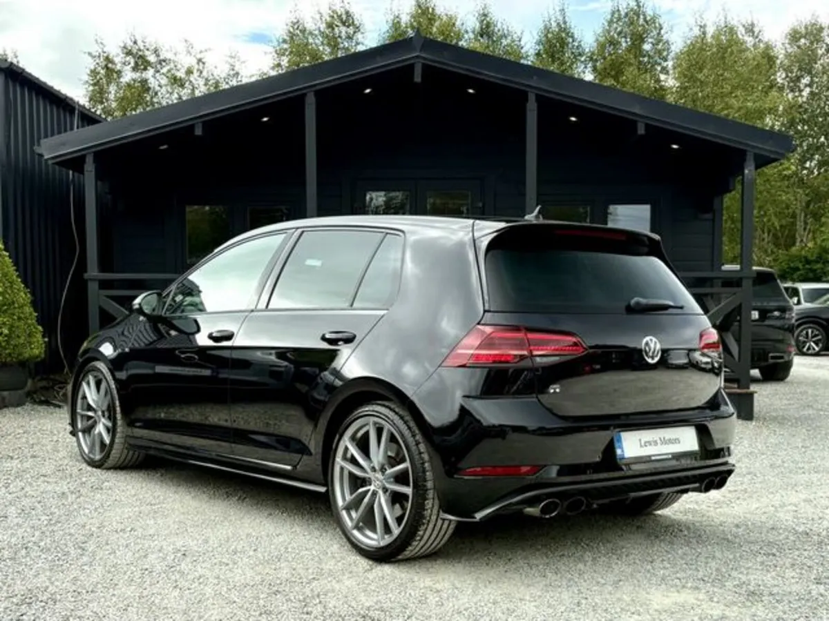 Volkswagen Golf R 310BHP HIGH SPEC, PAN ROOF, DYNA - Image 4