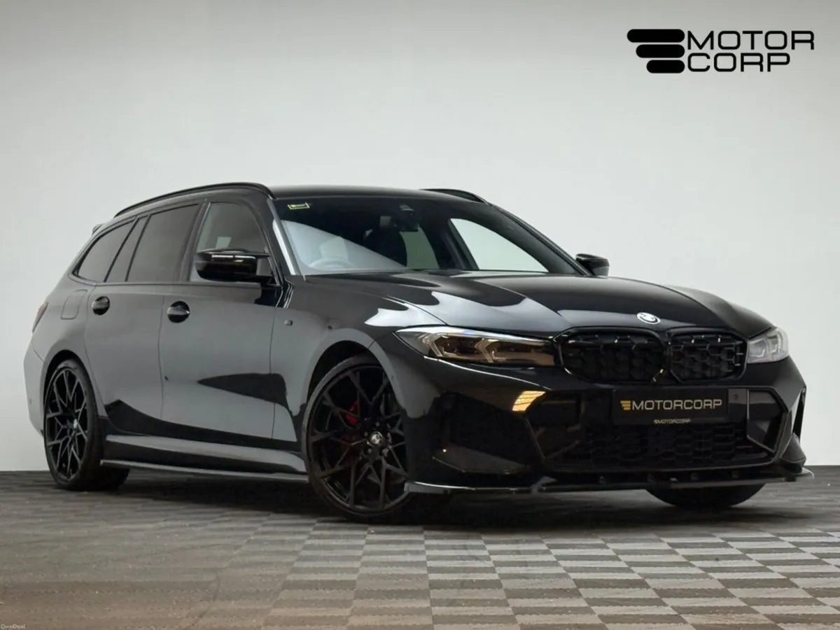 BMW 3-Series M340D TOURING XDRIVE - Image 1