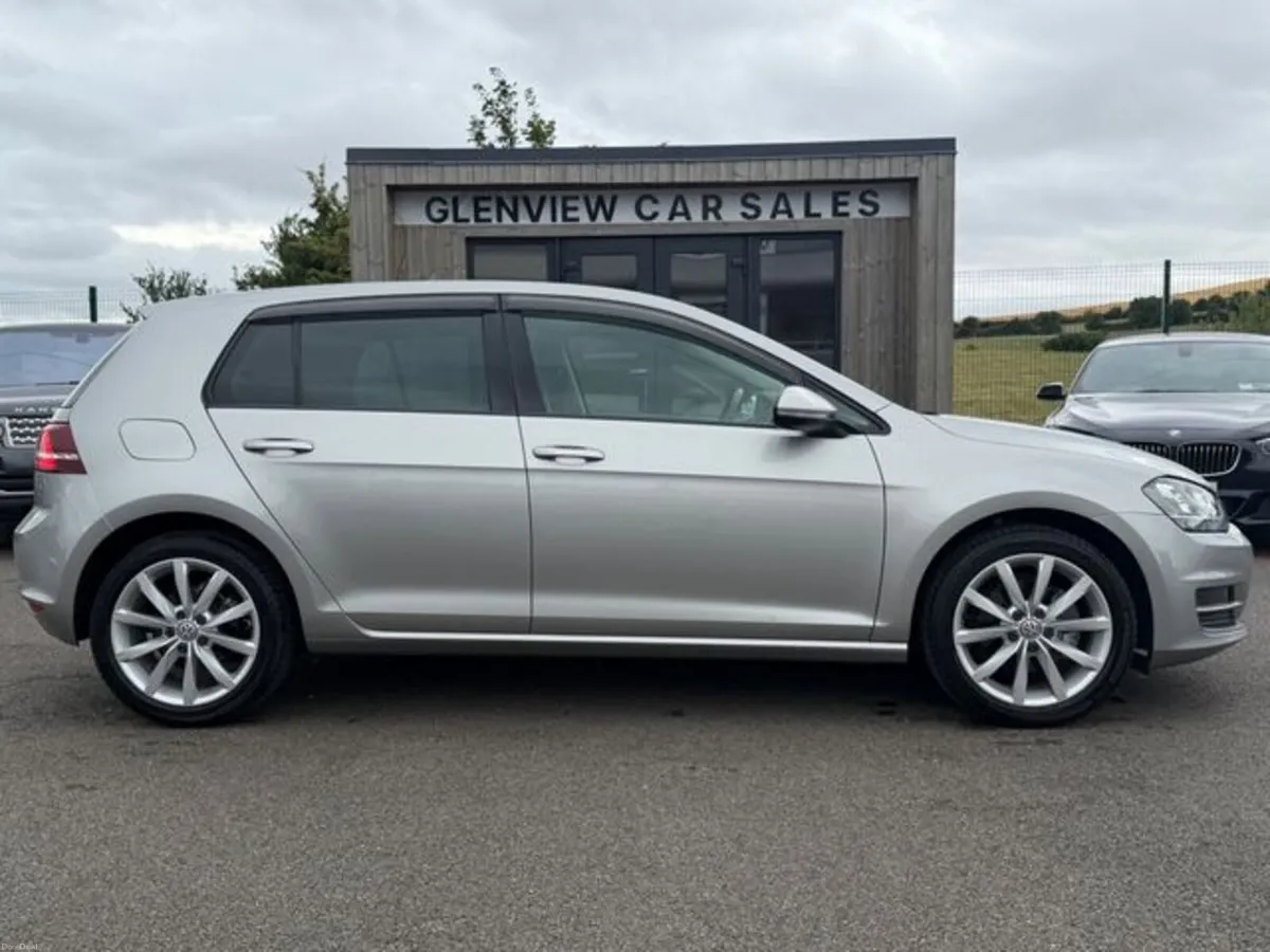 Volkswagen Golf 1.2 DSG - TECH PACK - 9k KMS - Image 5