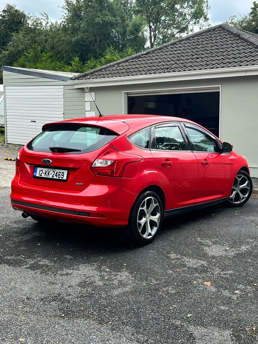 Ford Focus - Image 2