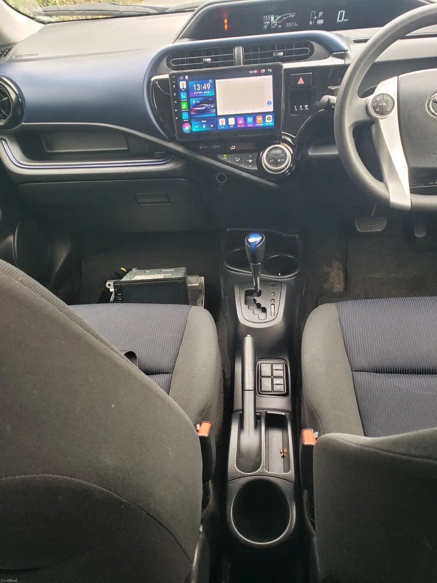 Toyota Aqua 2016 - Image 5