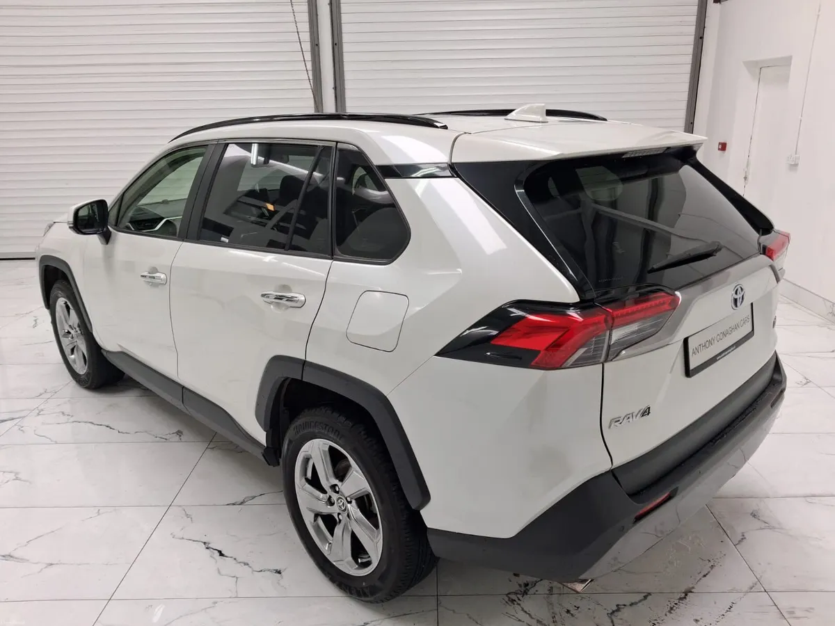2021 Toyota Rav-4 Hybrid Auto Pan Roof - Image 6