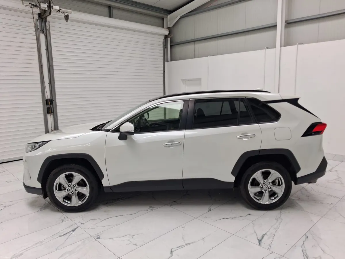 2021 Toyota Rav-4 Hybrid Auto Pan Roof - Image 5