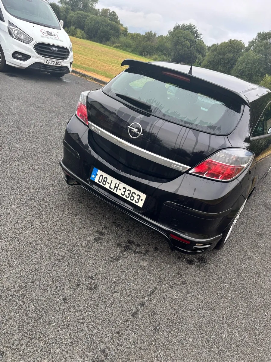 Opel Astra GTC - Image 3