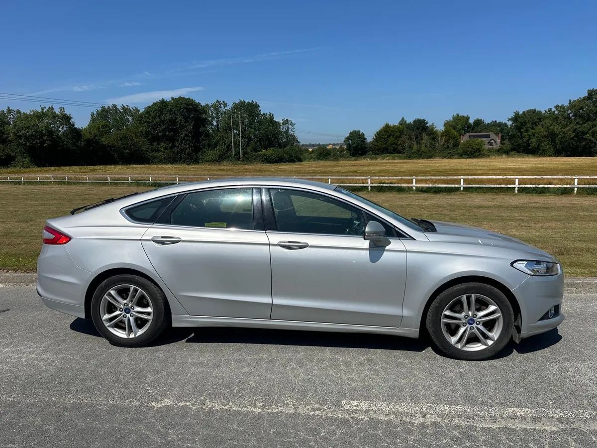 Ford Mondeo 2017 - Image 2