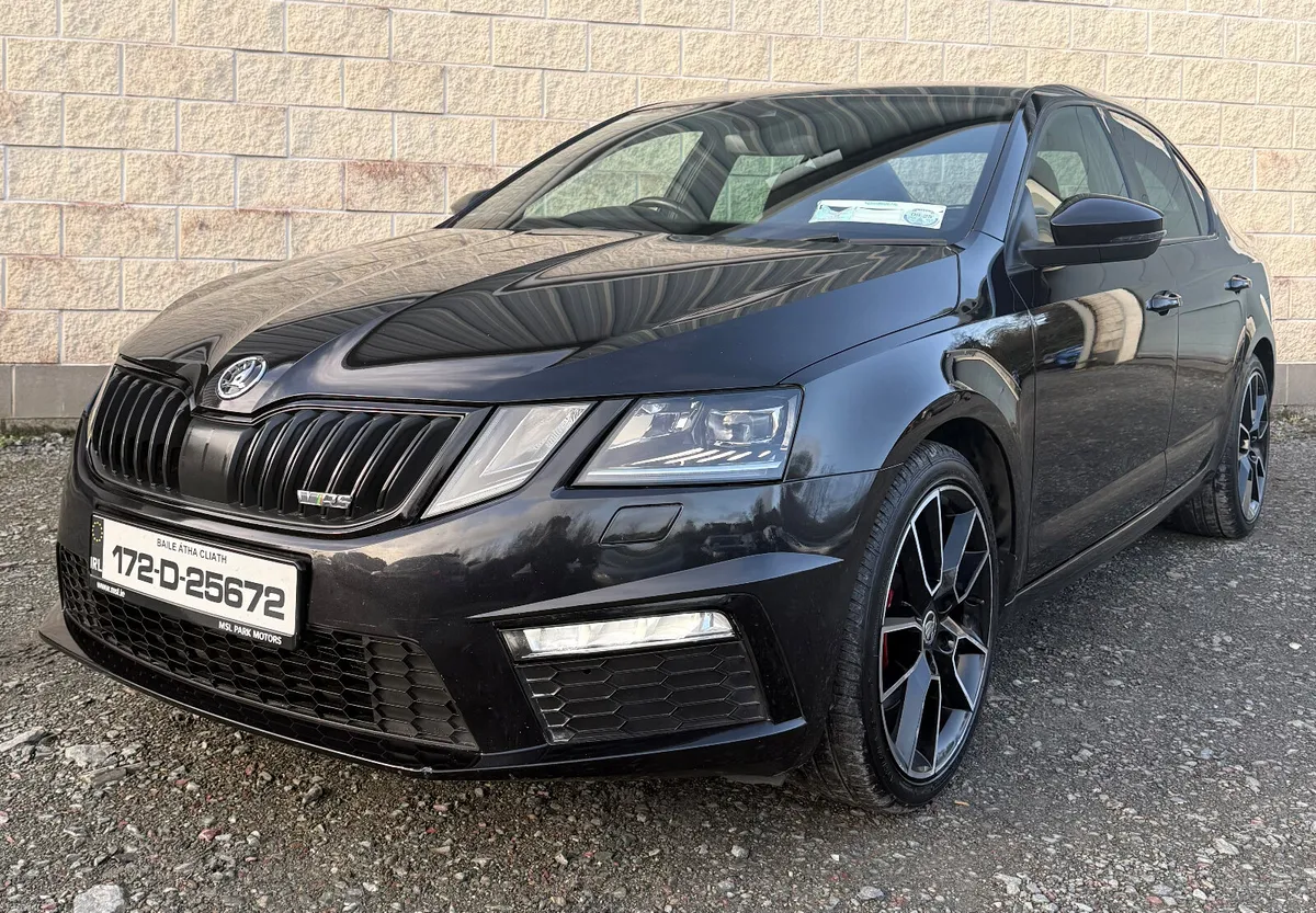 2017 Skoda Octavia VRS DSG - Image 4
