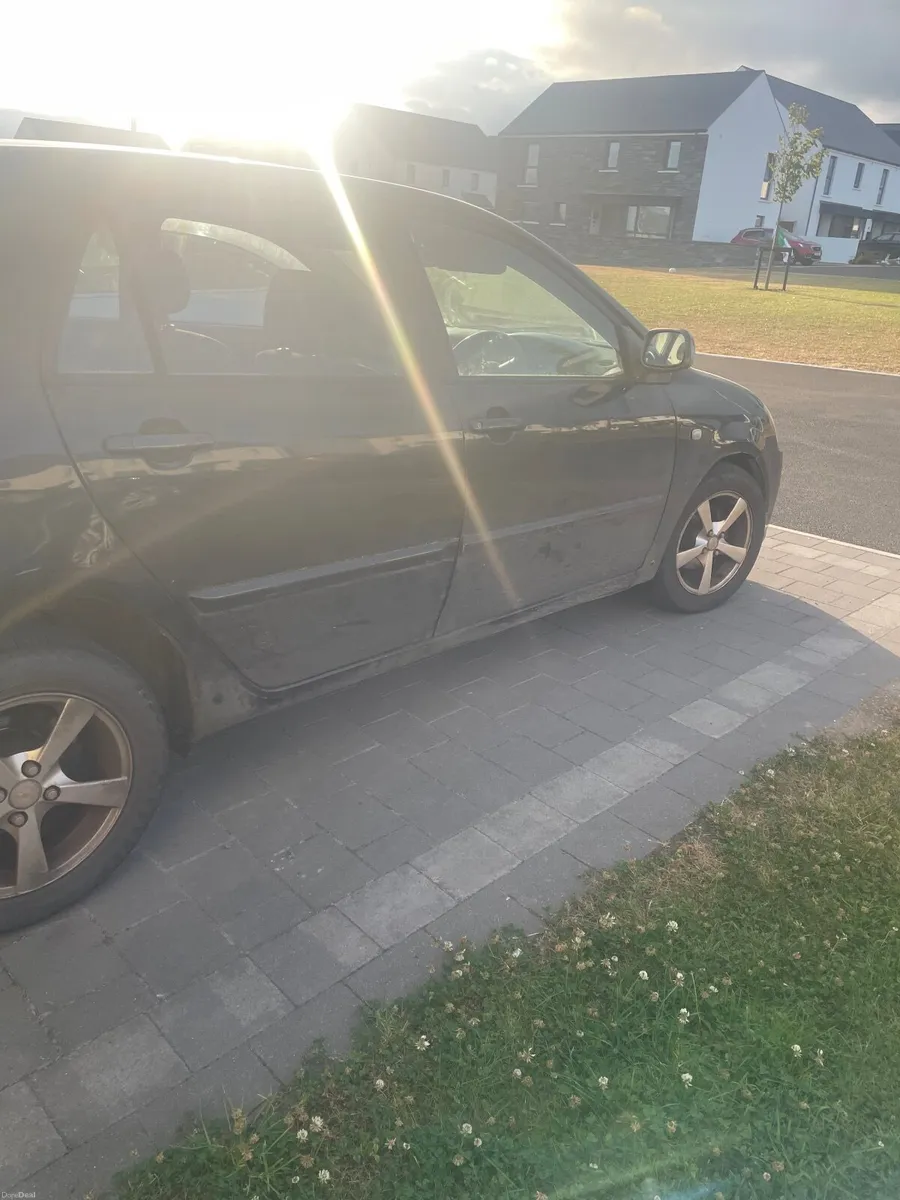 Toyota Corolla 2005 - Image 4